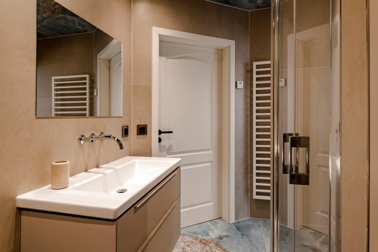 Altstadt Apartment *